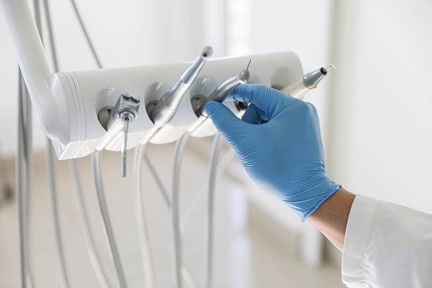 Professional Tooth Extraction technician working in Jacksonville, OR